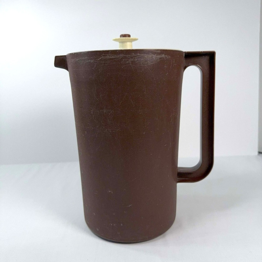 Vintage Tupperware 1 Gallon Beverage Pitcher 1416 Harvest Brown Retro